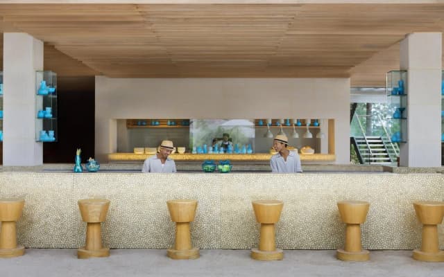 Renaissance Phuket Resort & Spa - photo 2