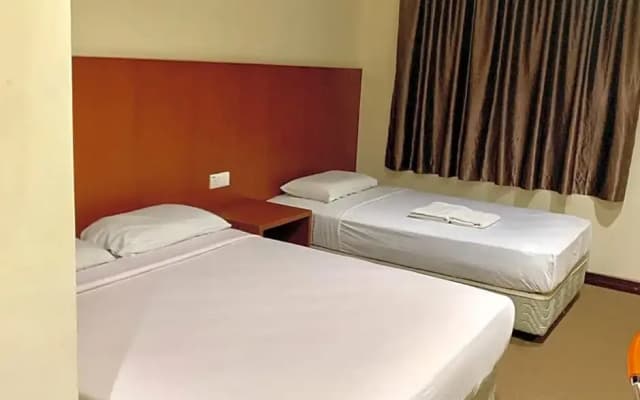 New Grand Hotel - photo 5