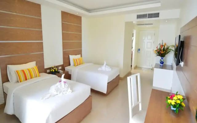 Welcome Jomtien Beach Hotel - photo 4