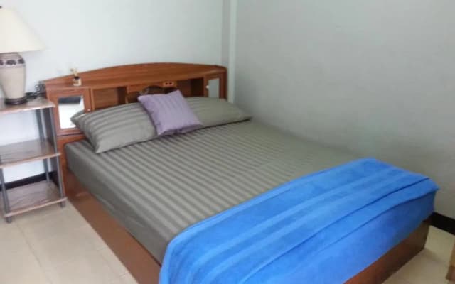 Roong-Arun Apartment - photo 2