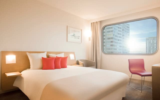 Novotel Paris Centre Tour Eiffel Hotel - photo 3