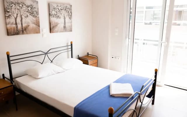Thanasis Place Hostel - photo 5
