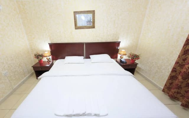 Gulf Hotel Apartment - photo 4