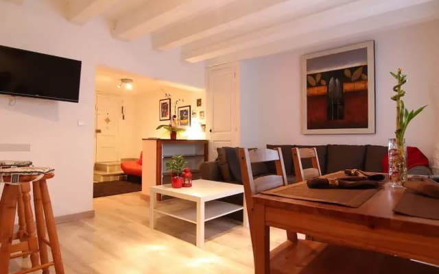 Gaudi Barcelona Rentals - photo 4