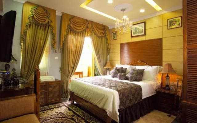 Loona Hotel - photo 5