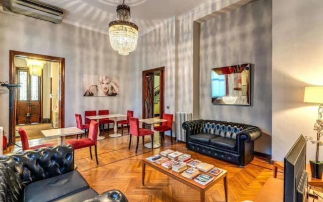 Hotel Apollo - photo 2