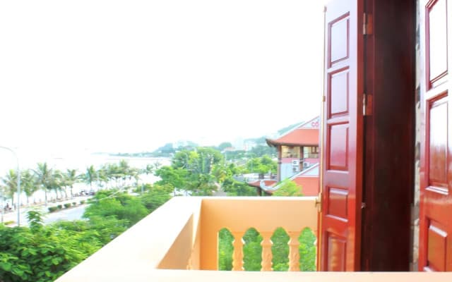 Thien Thach Hotel - photo 2