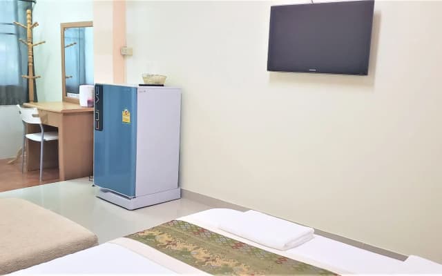 Green Apartment - photo 2