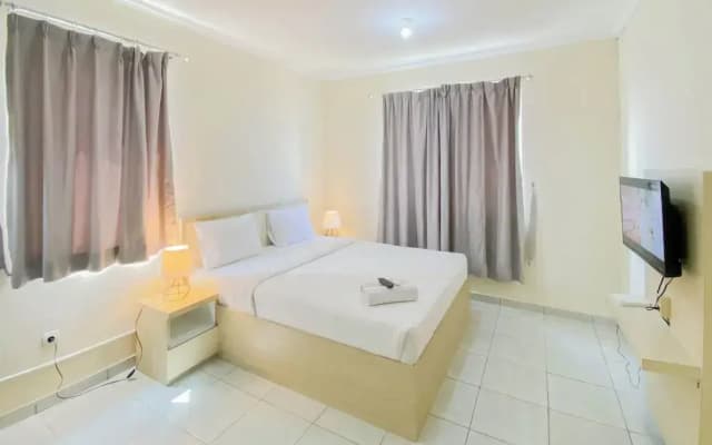 Good And Cozy Studio (Free Ipl & Utilities) Grand Palace Kemayoran Apartment - photo 3