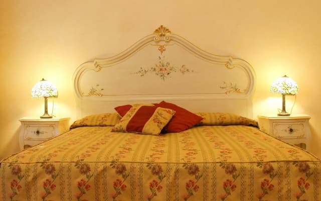 Angeles Inn - photo 2