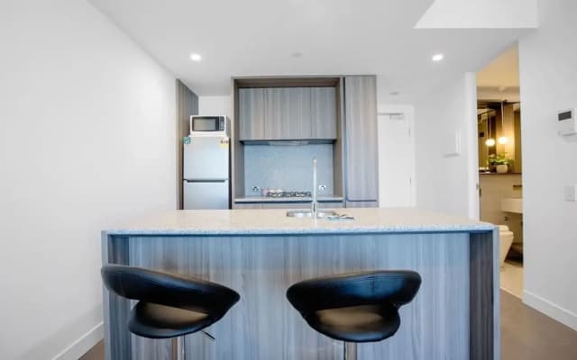 Charming Gem In Center Melbourne - photo 3