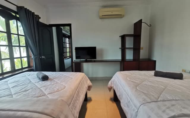 Mad Monkey Hostel Siem Reap - photo 2