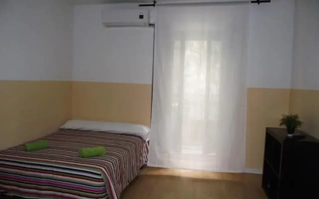 Village Chueca Apartments - photo 3