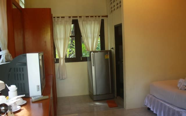 Samui Honey Backpacker Bungalow - photo 5