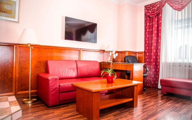 Hotel Corvinus - photo 2
