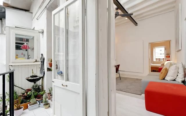 Monti Bright Apartment - photo 5
