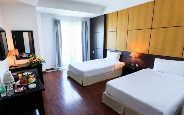 Paragon Villa Hotel - photo 4