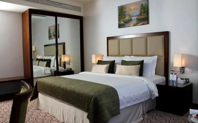 Samaya Hotel Deira - photo 4
