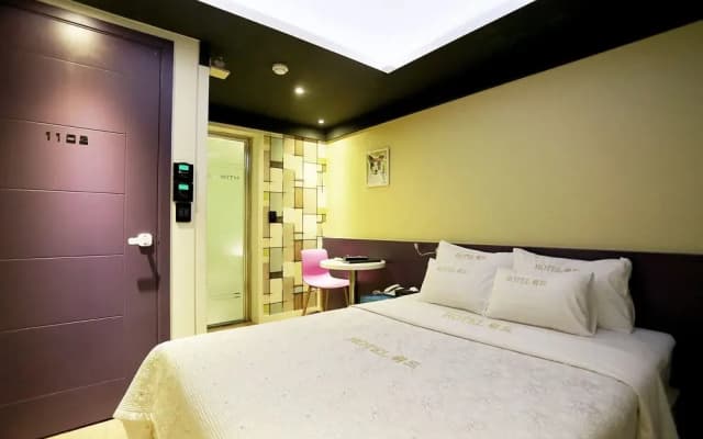 Sinchon With - photo 2