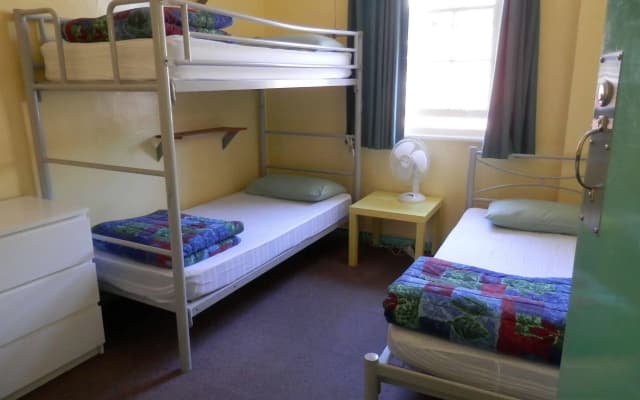 The Village Kings Cross - Hostel - photo 2