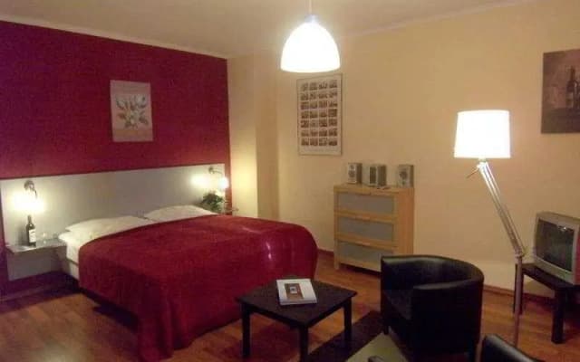 Apartcity-serviced Apartments - photo 2