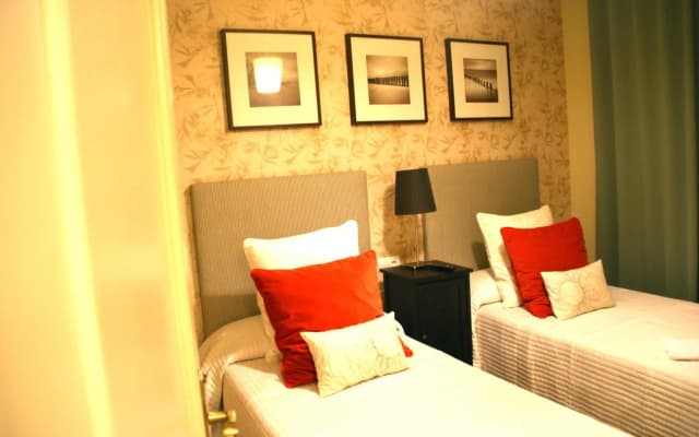 Apartamentos Madrid - photo 4