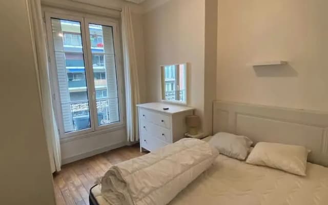 2bdr/4p Apartment Near Batignolles - photo 2
