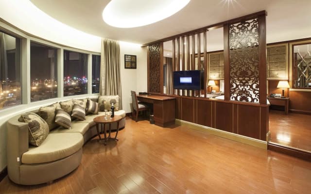Stay Hotel - photo 2