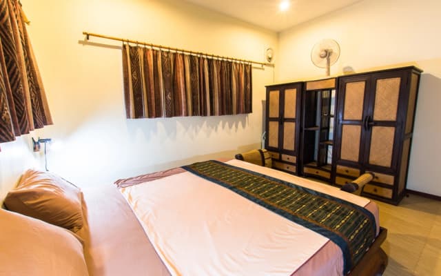 Chaba Pool Villa in Nai Harn - photo 3