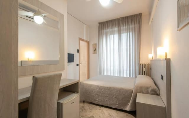 Hotel Careggi - photo 2