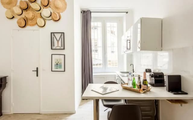 Edwin Suites - photo 2