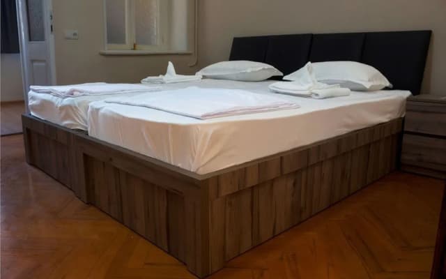 Hotel Tiflis Garden - photo 2