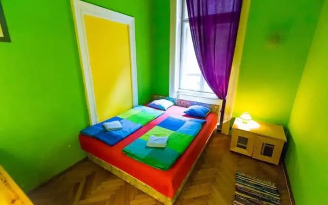 Emerald Hostel Budapest - photo 5