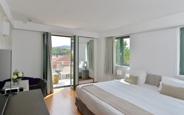 Athenaeum Eridanus Luxury Hotel - photo 3