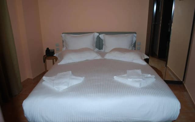 White Lotus Luxury Accommodation - photo 5
