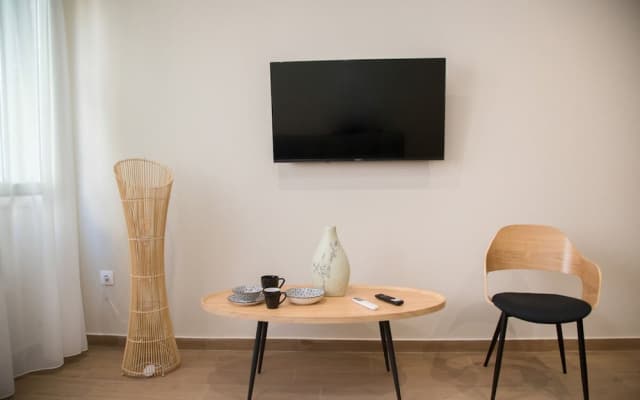 Stoa Luxury Apartment - photo 2