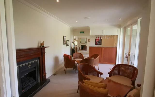 Sanctuary Lodge - photo 2