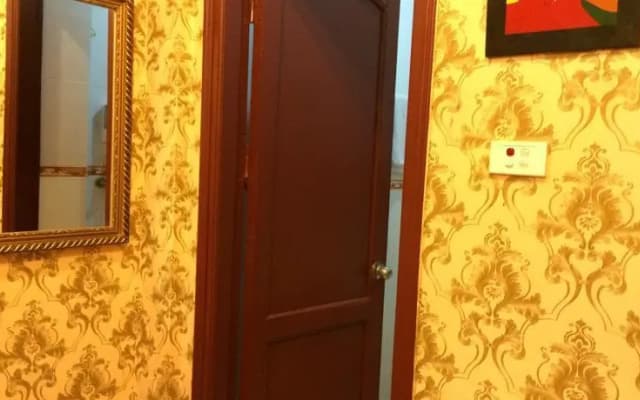 Van Hoa Hotel - photo 3