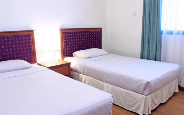 Imperial Hotel - photo 2