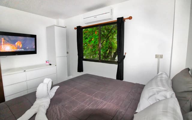 Phratamnak Inn - photo 4