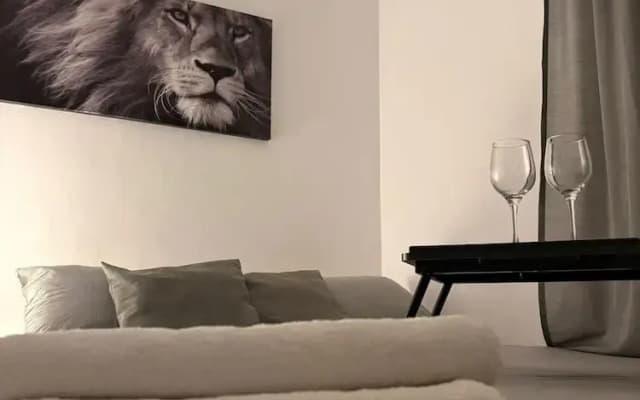 Meridian Rooms - photo 2