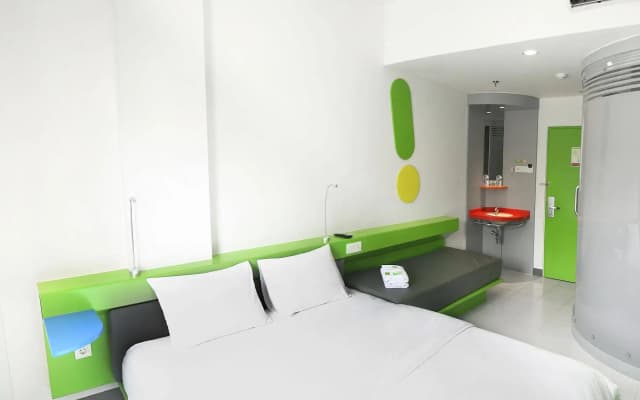 POP! Hotel Kemang Jakarta - photo 4