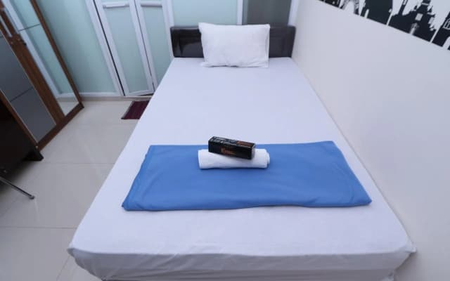 Kamar Keluarga Tanah Abang - photo 3