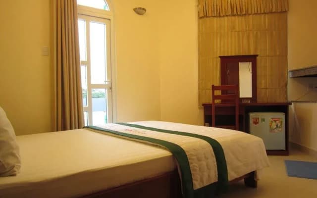Green Ruby Hotel - photo 4