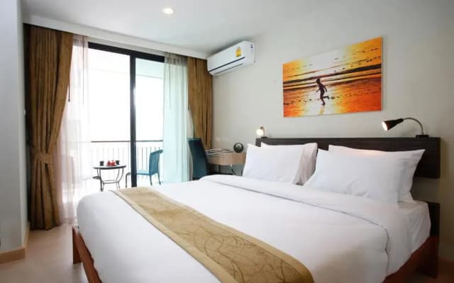 The Unity & The Bliss Patong Residence - photo 4