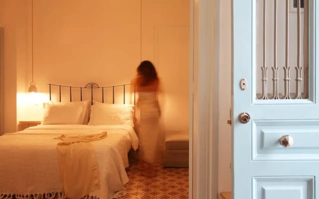 Live in Athens, Thiseio Historic House - photo 5