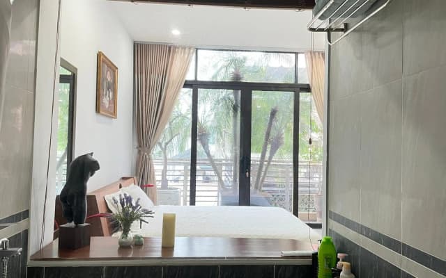 May Residence - photo 4