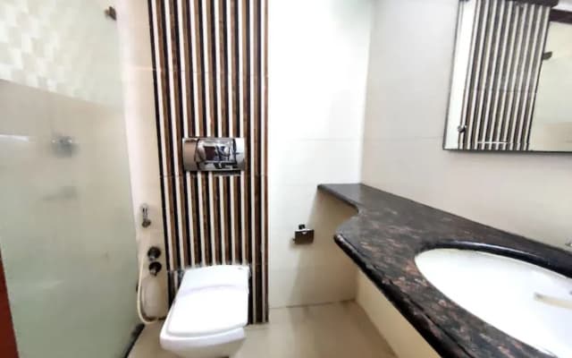 The Daanish Residency - photo 4