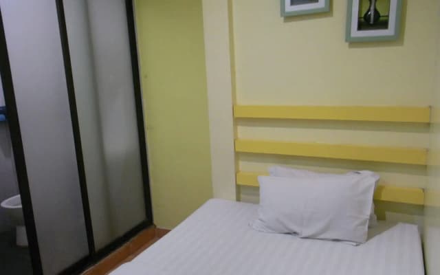 Enrich Hotel Shah Alam - photo 5