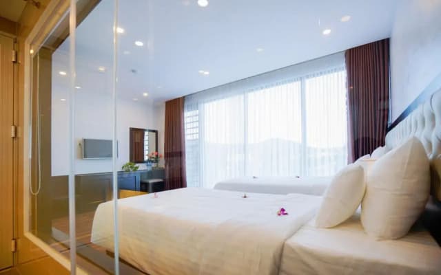 Merit Halong Hotel - photo 4